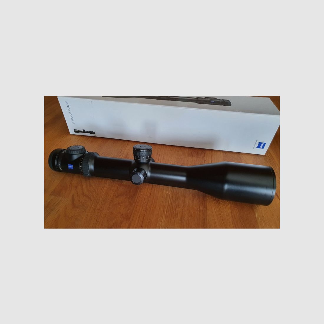 ZEISS Victory V8 4,8-35x60 M