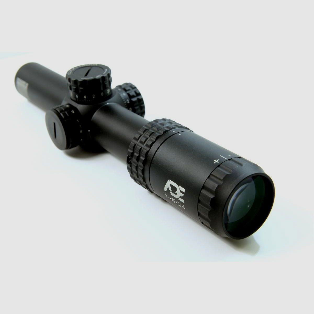 ADE 1-6x24 SFP Luneta z Podświetlaną Siatką Mil Dash i Pierścieniami Montażowymi 30 mm, zdjęcie 4 z 12