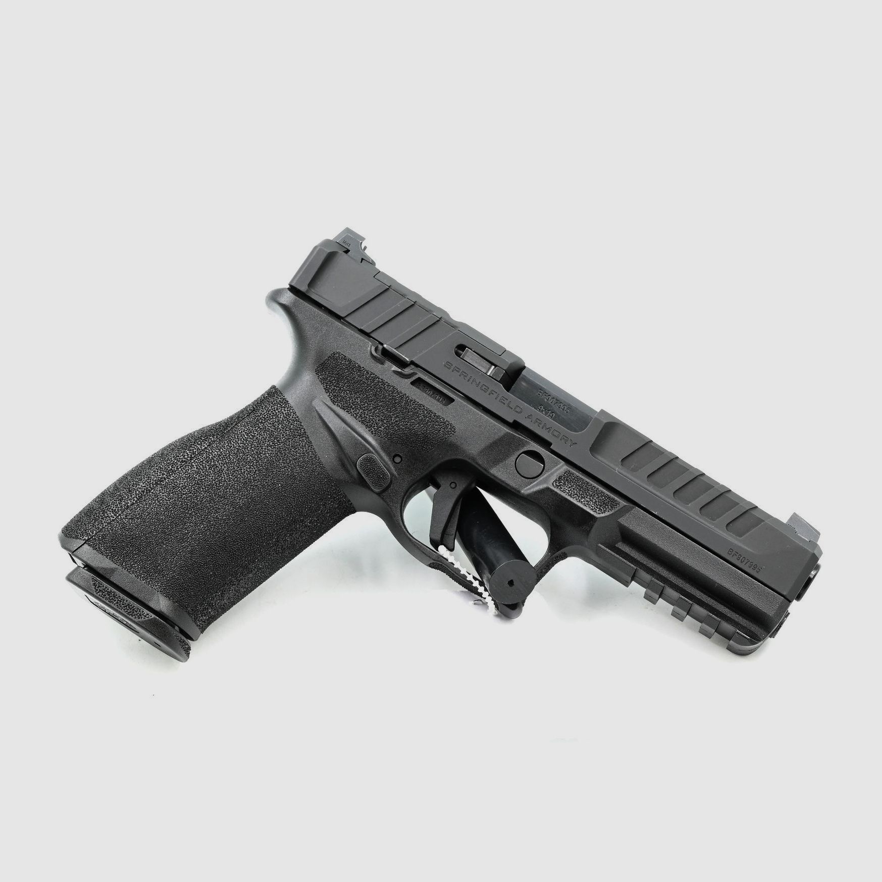 Pistole Springfield Armory Echelon F, Black, 9×19, 4.5″ Lauf, Optic Ready, 3-Dot Tritium, Bild 2 von 2