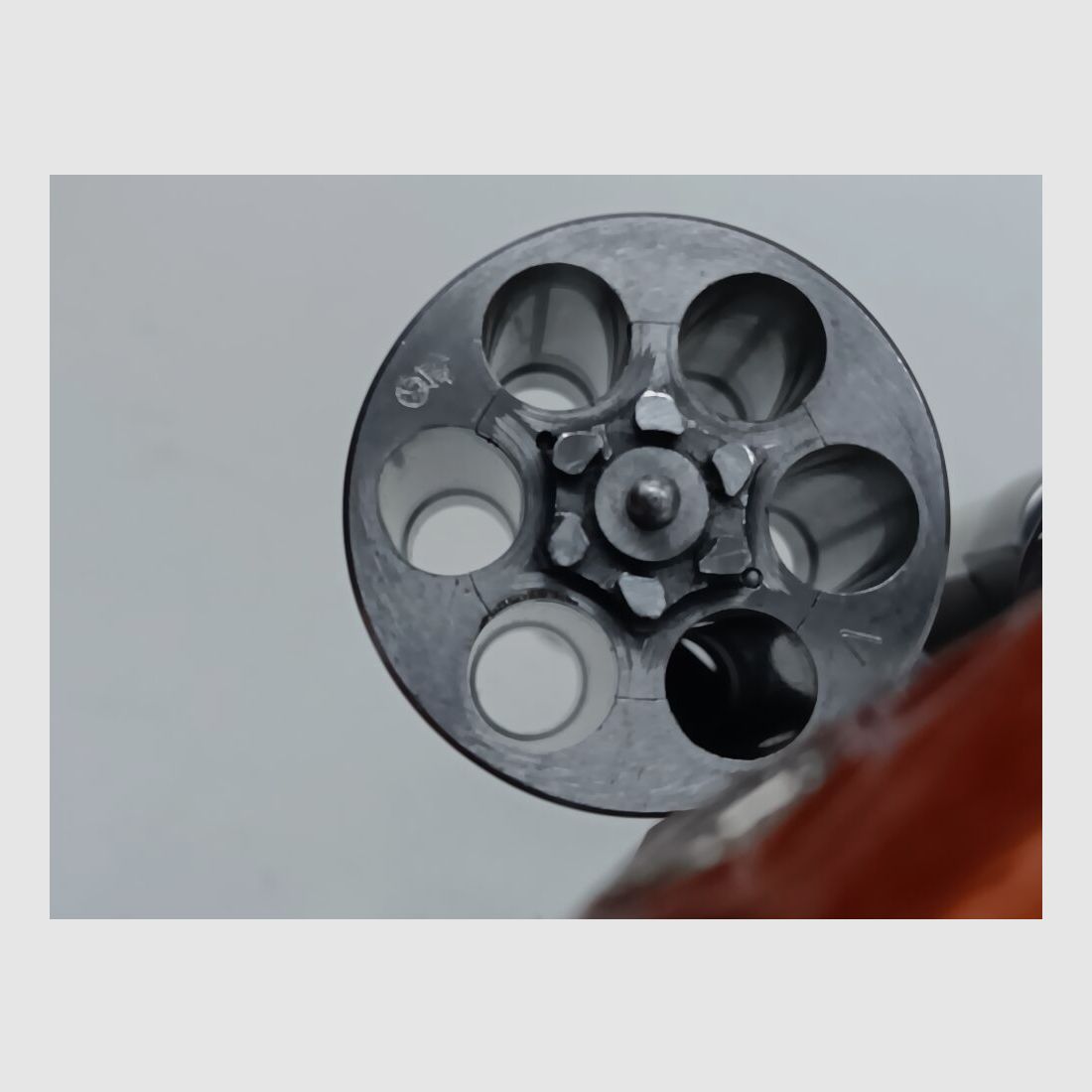 Smith & Wesson - Springfield Mod. 686-1