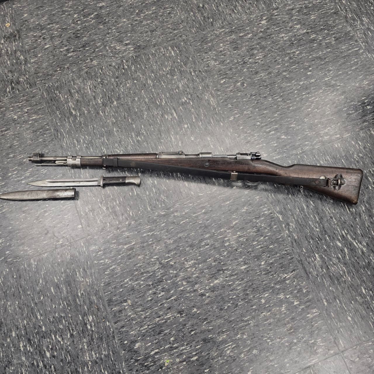 Karabiner 98k – Contrat portugais m/937 (1937) numéro identique avec baïonnette