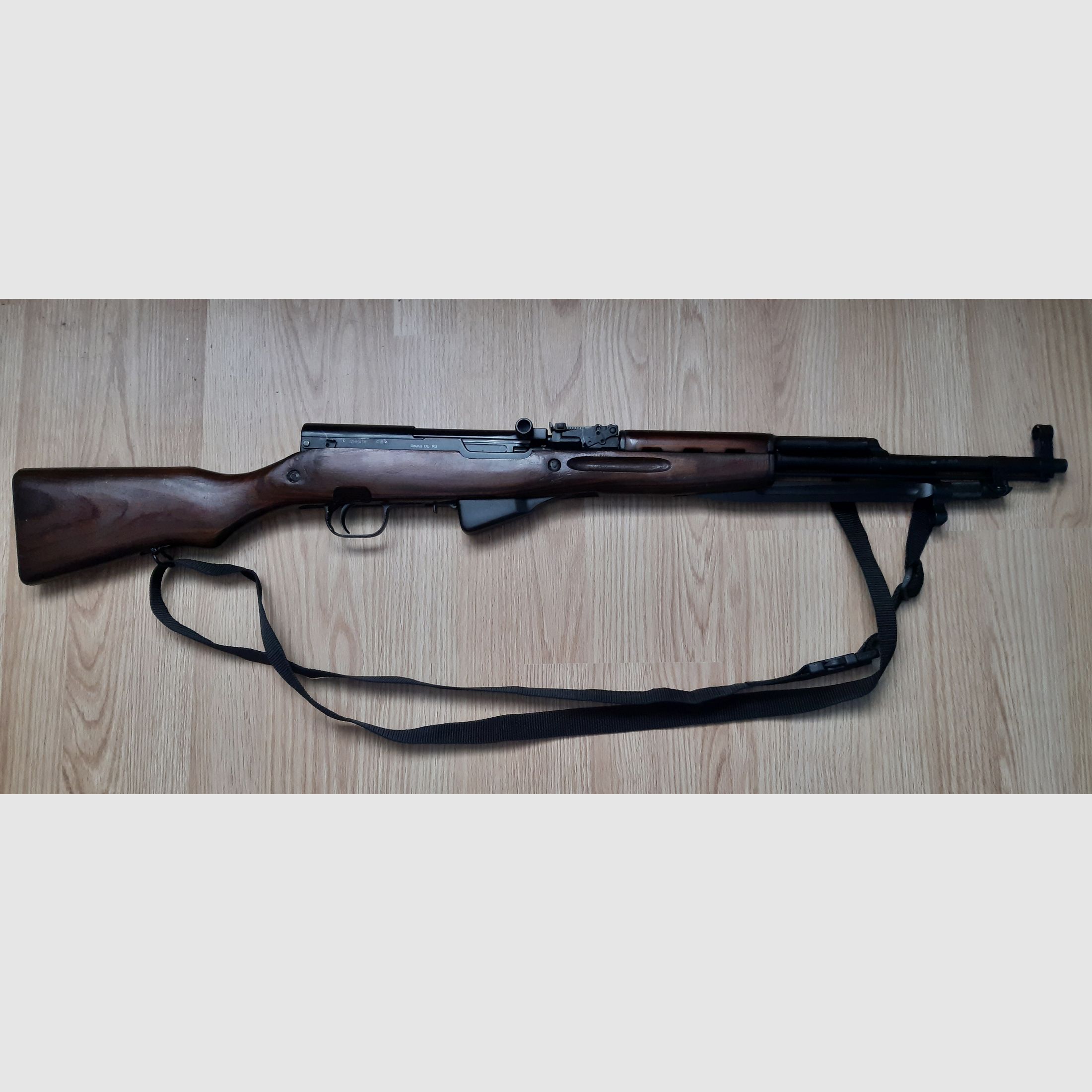 orig. russ. SKS 45 Simonov "IZHMASH" im Kal. 7,62x39 -Superperfekt- mit ca.1600gr. Abzug