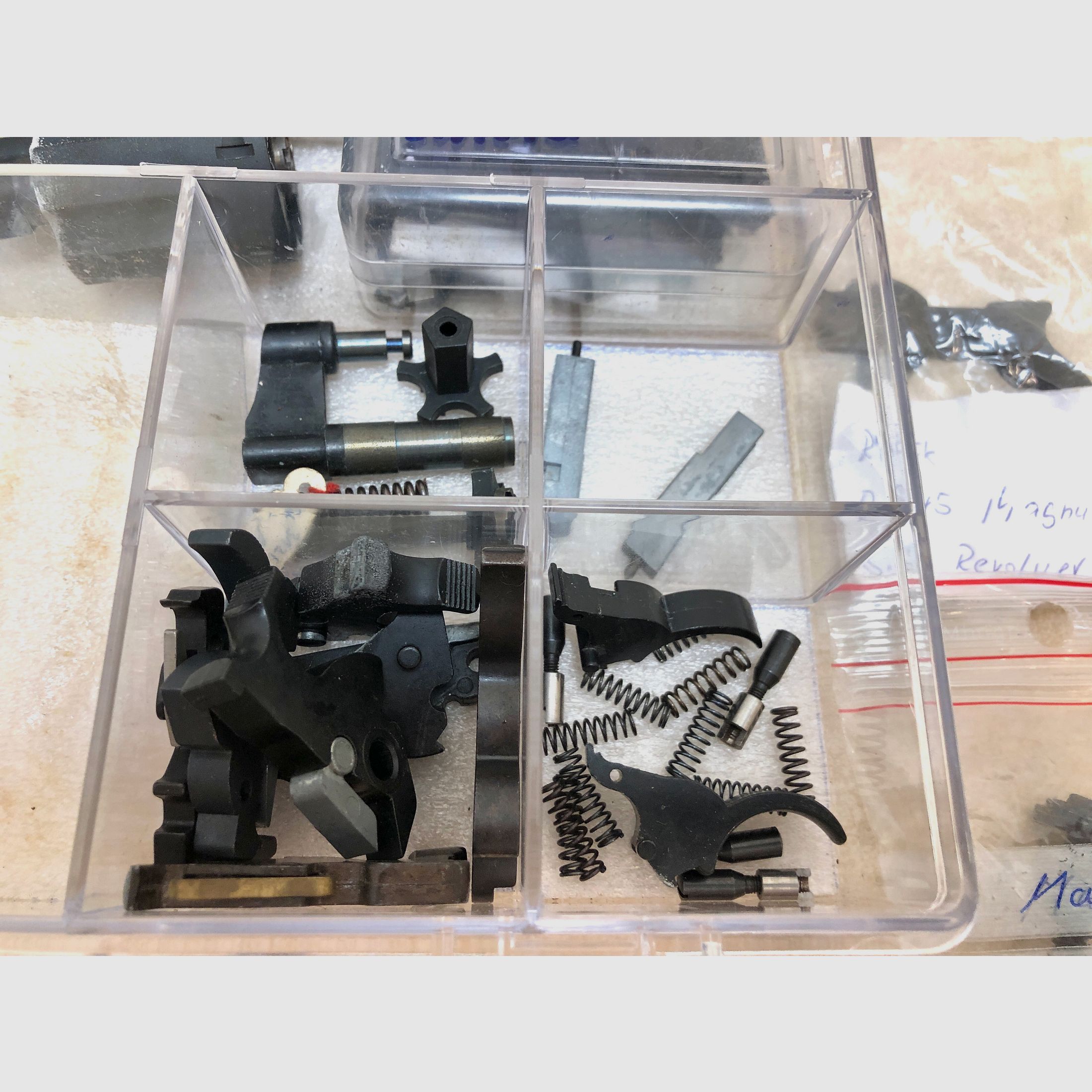 ••• #1 Ersatzteile - Reparatur-Konvolut für Schreckschusswaffen •••