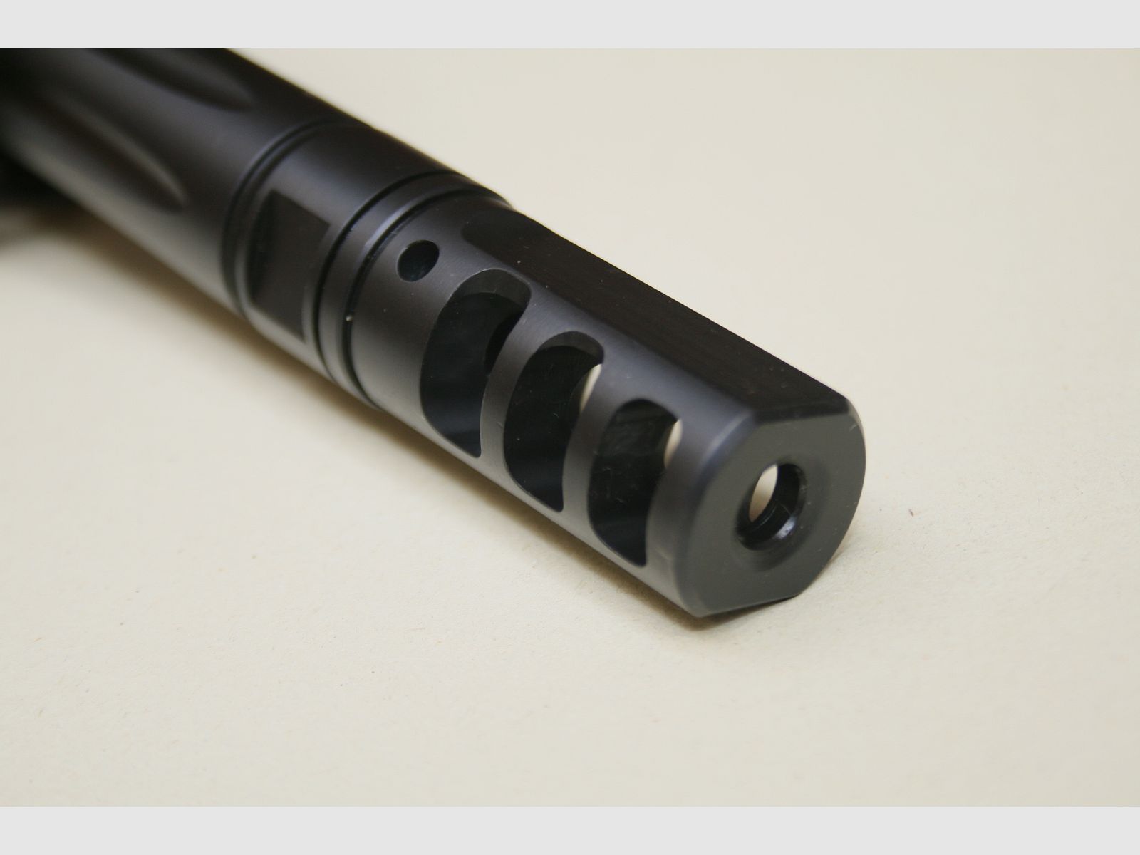 Büchse SCHMEISSER SP15 Bronze / Teleskopschaft / Linearer Repetierer – .222 Remington, Bild 2 von 4