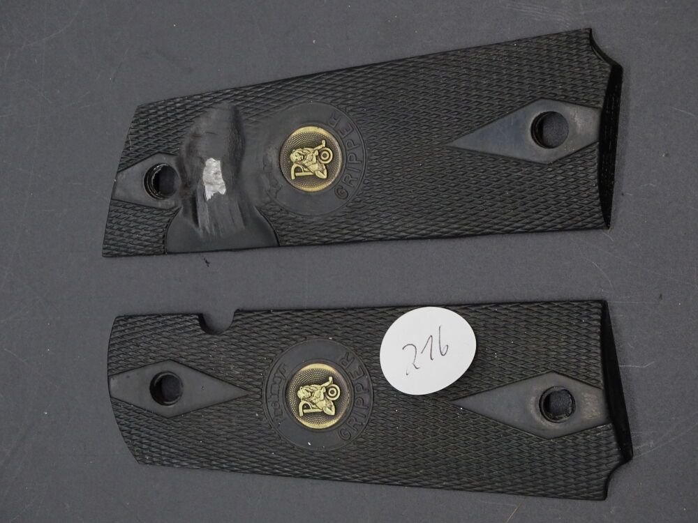 Pachmayr Gripper Colt 1911 Peters Stahl , LesBear , KPS , RBF	 1911 A1