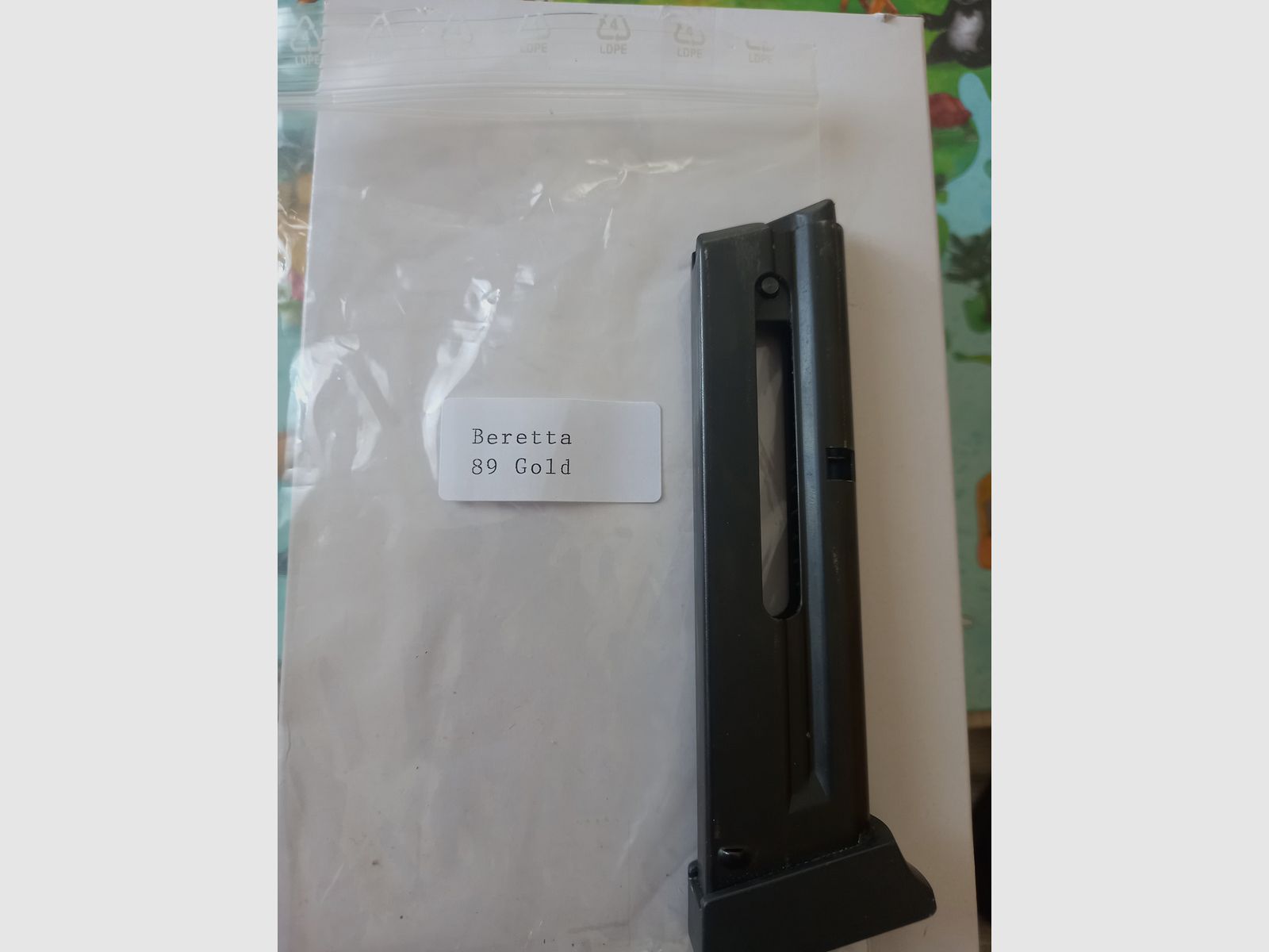 Rare. 8-round magazine for pistol "Beretta 89 Gold" caliber .22lr.
