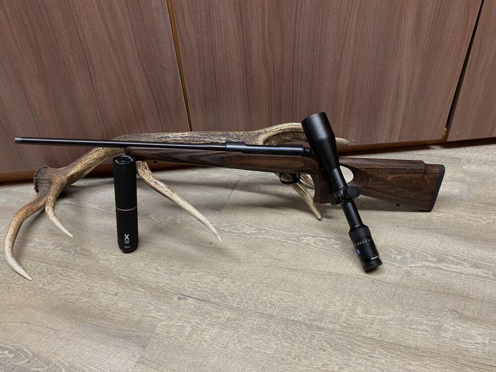 Mauser M18 Max Pure, con Zeiss Conquest V4 3-12x56