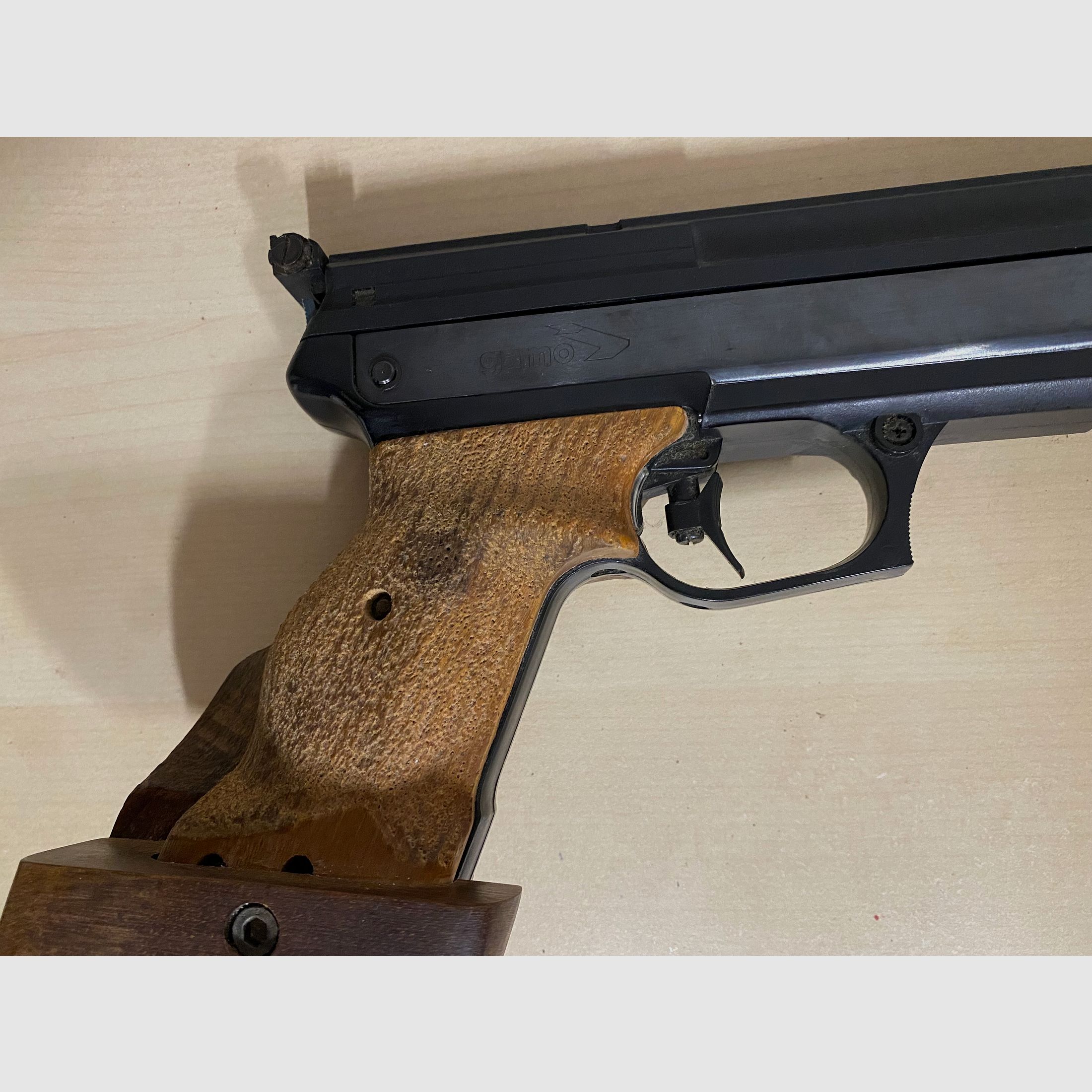 Gamo Sportschützenluftpistole 4,5mm