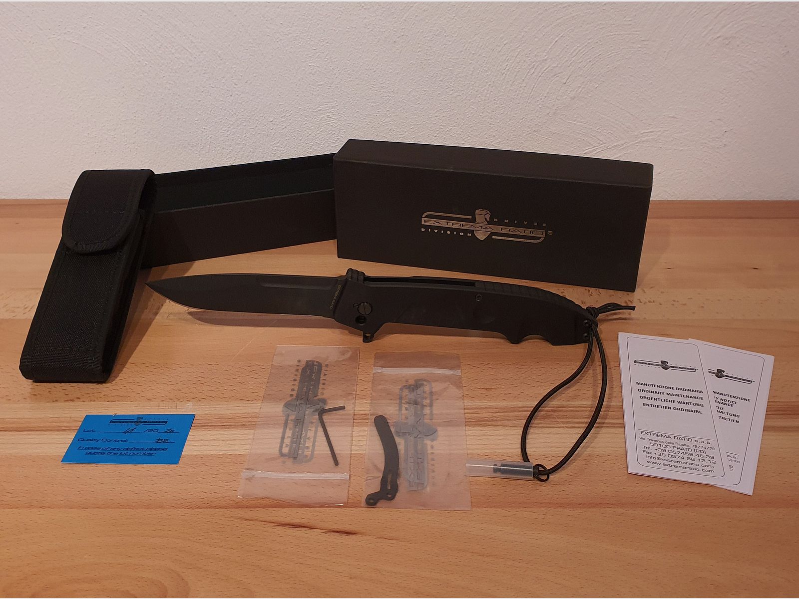 Extrema Ratio HF2 D Black pocket knife / knife