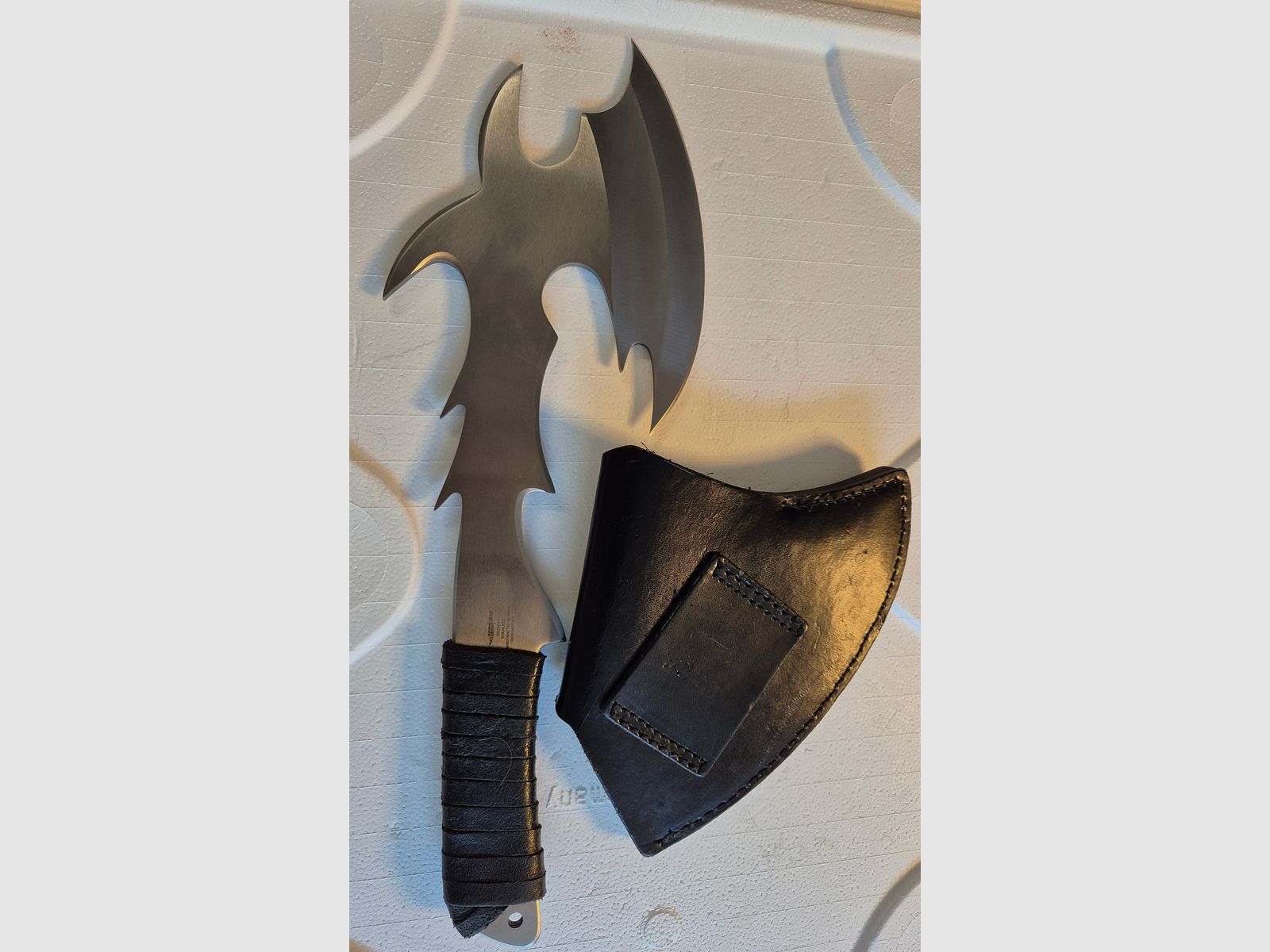 Gil Hibben  warrior throwing axe w/sheath#5004 Custom Design