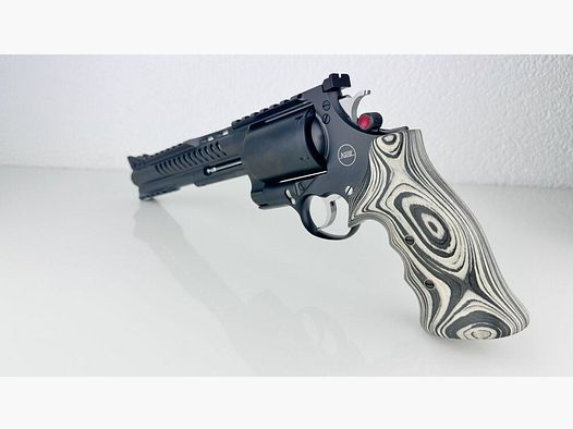 Revólver Korth Ranger; cal.460 S & W Mag .460S&W Mag