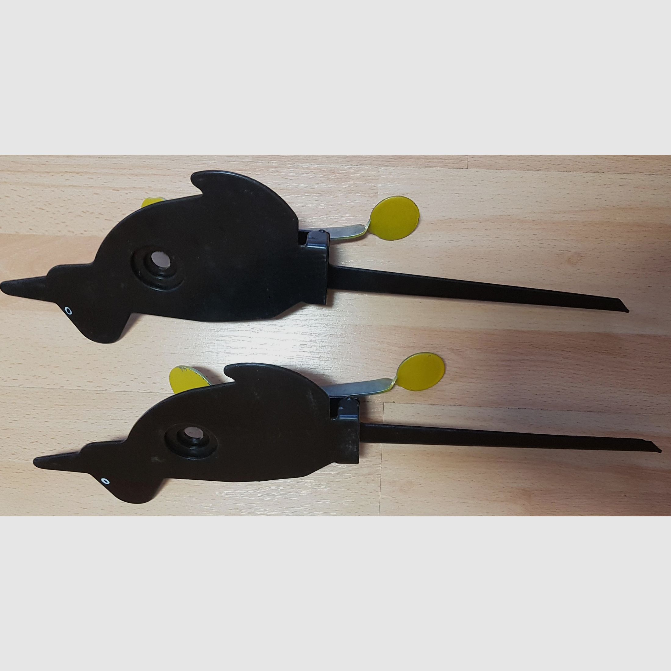 2x Field Target Übungssilhouette aus Metall - Motiv Hase und 2x Flip-Target Überroll-Zielscheibe