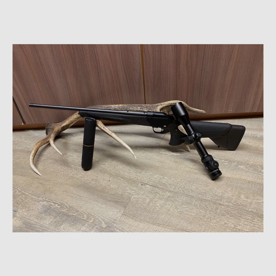 Blaser R8 Ultimate, met Zeiss Victory V8 1,8-14x50 M, met rail