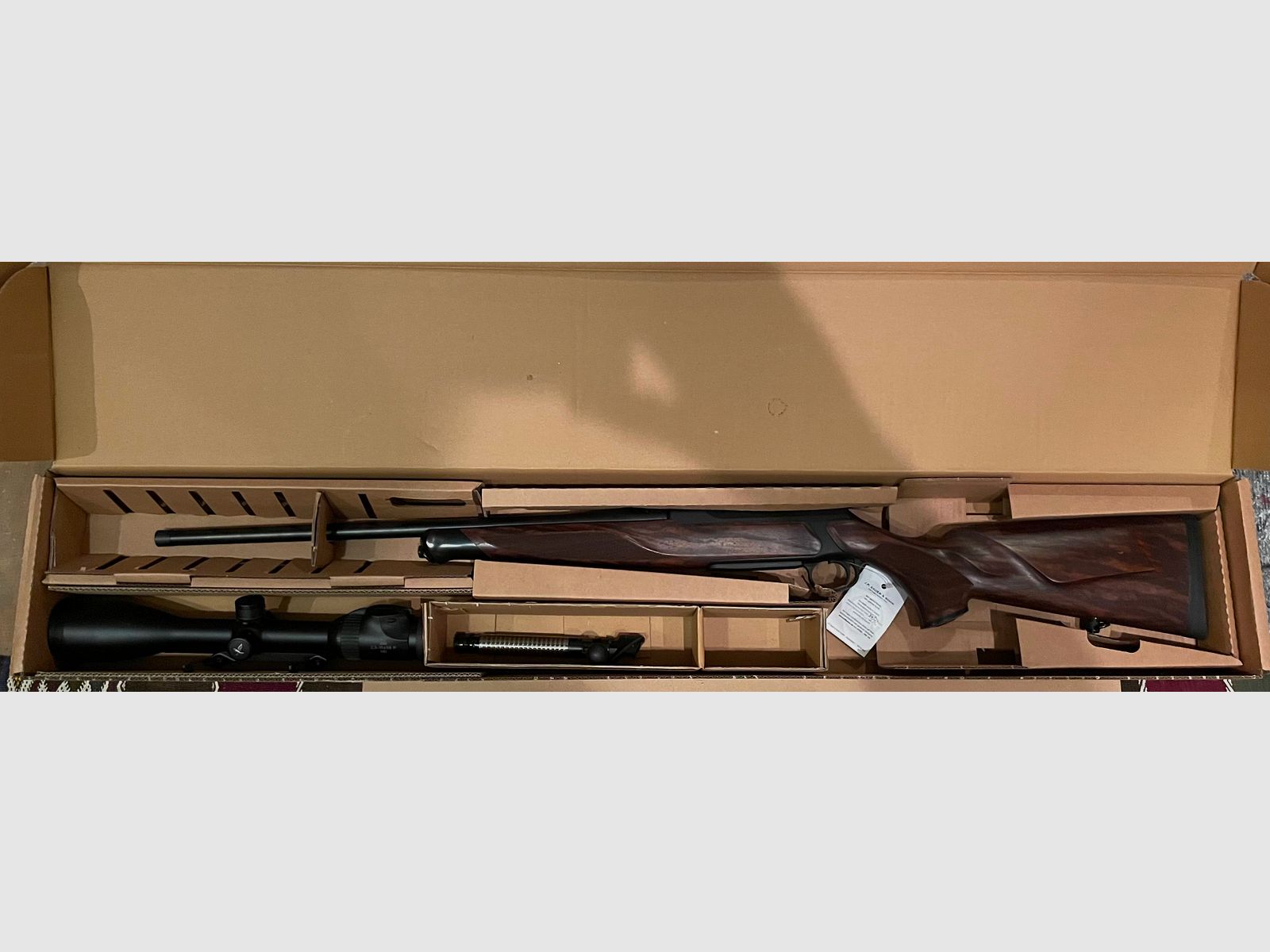 Sauer 404, cal. 9,3x62 mit Swarovski z6i 2.5-15 x56 P, HD, mit SD