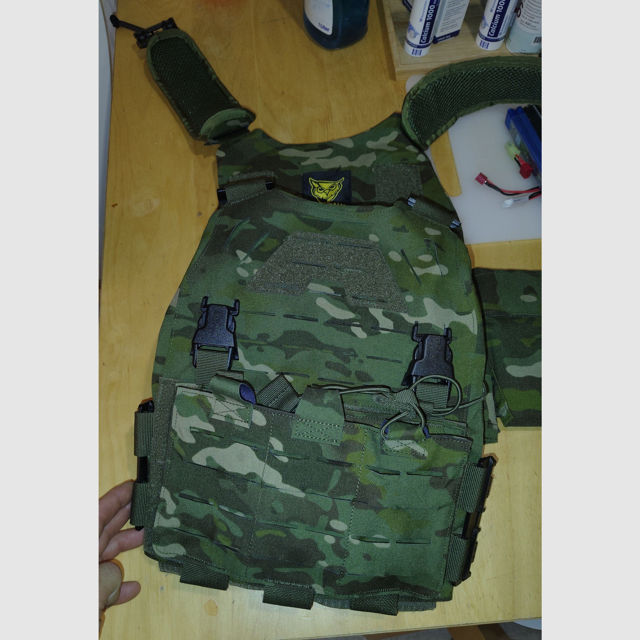 Tacowl ALFA Tactical Quick Release plate carrier clone