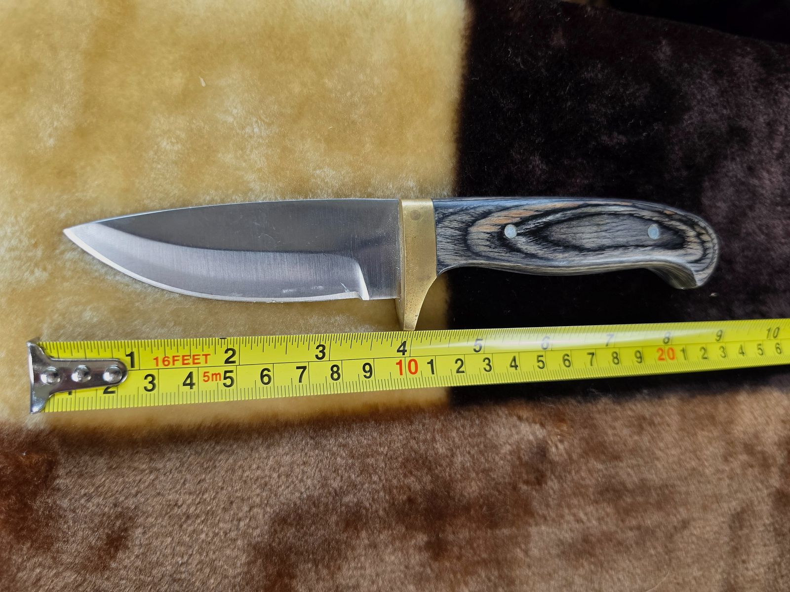 Klassisches Outdoor- & Jagdmesser mit Echtholzgriff und Messing-Knebel – Robustes Allzweckmesser, Bild 3 von 3