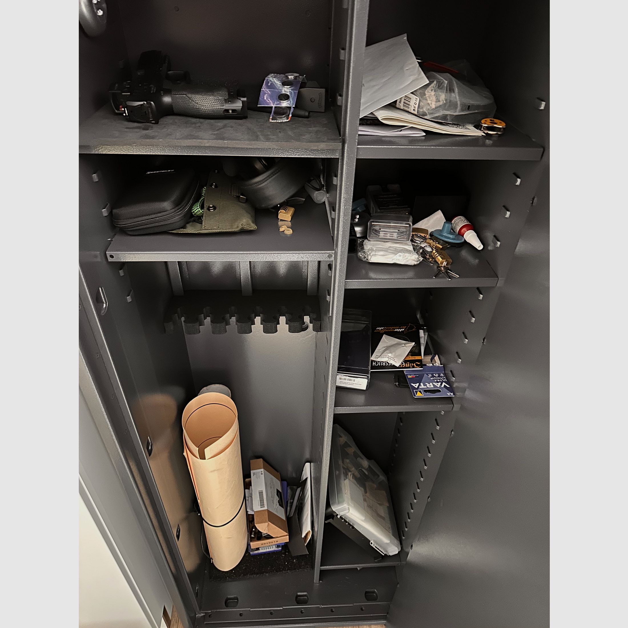 Armadio per armi di classe 1 e cassaforte per chiavi di classe 1