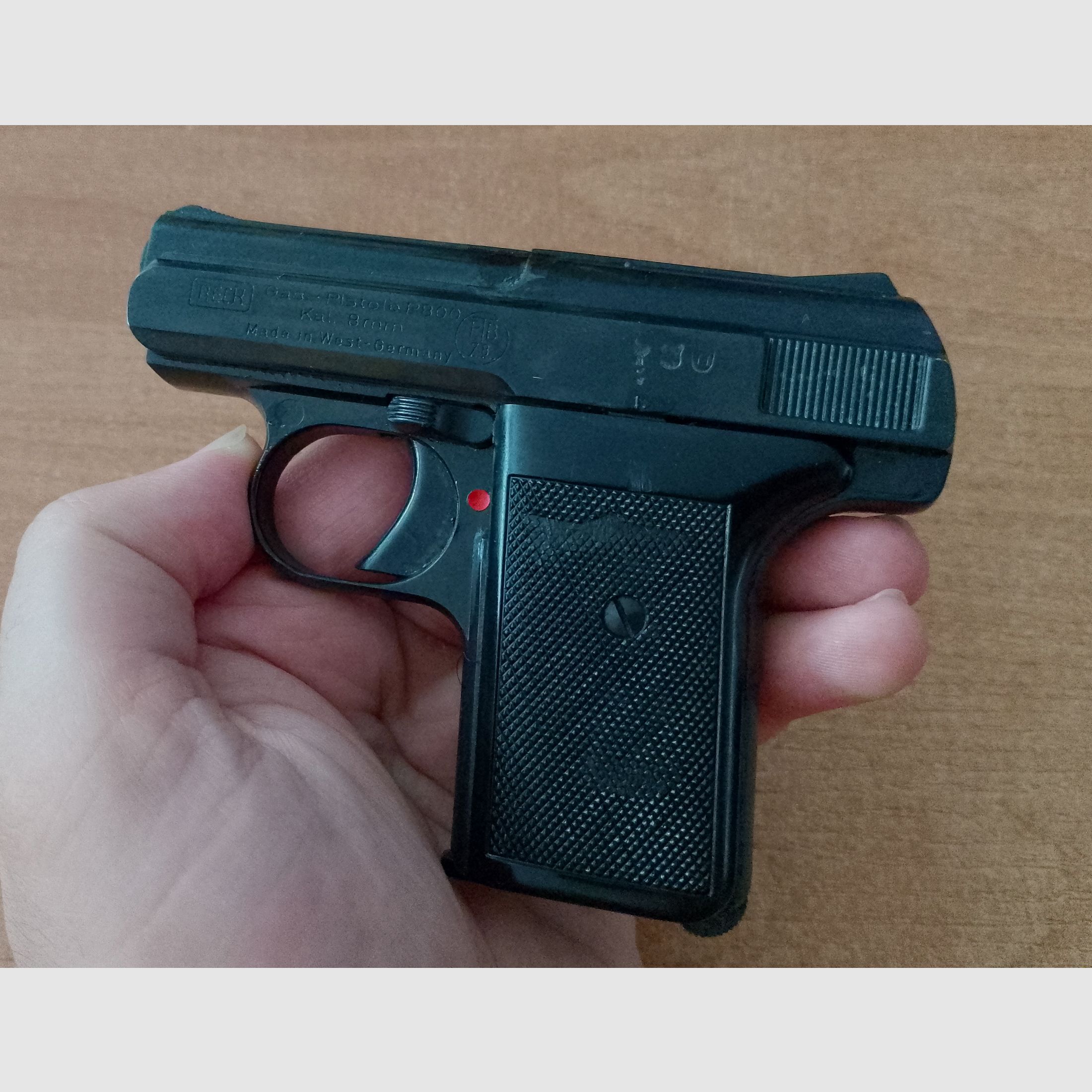 Reck P800 Gaspistole im Kaliber 8 mm Knall/ PTB 78 von 1977