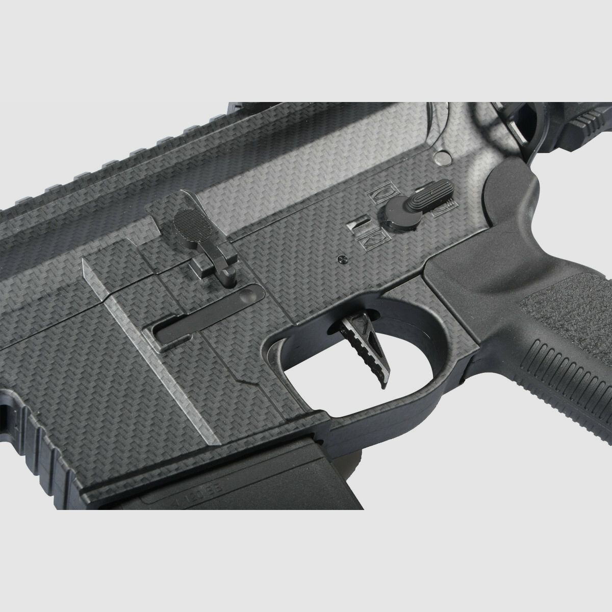 M4 AR15 M-LOK 8 pollici CHARLIE EAGLE ETU Carbon S-AEG Fucile Airsoft Libero da 18 anni | Delta Armory