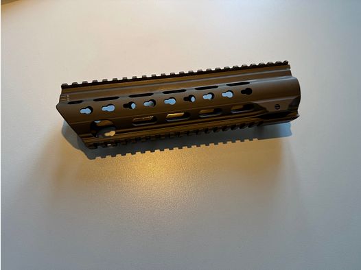 HK MR223 Slim Line garde-main court FDE/RAL8000 Version 