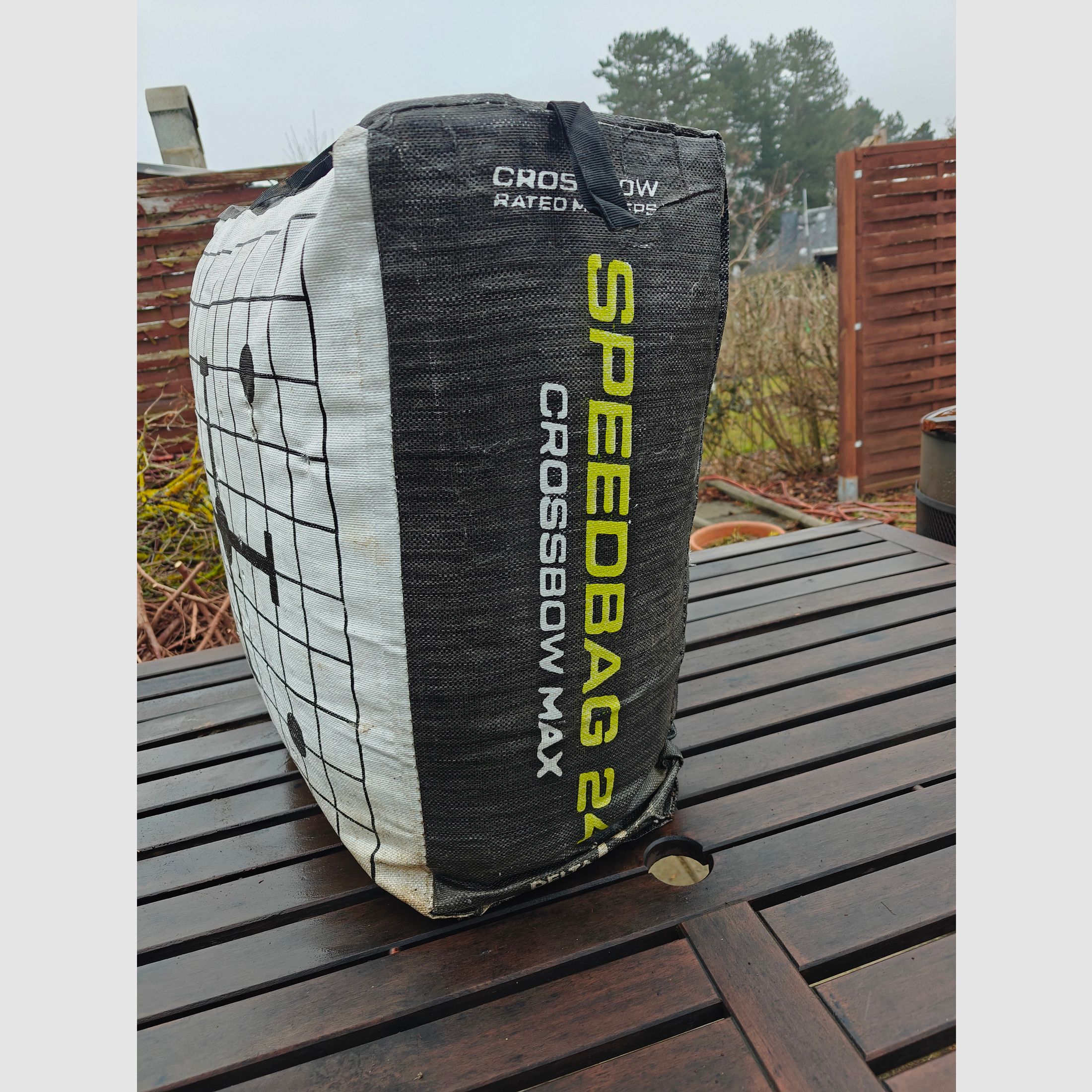 Delta McKenzie Speedbag Crossbow Max 24 Crossbow Boog Schietzak Doel