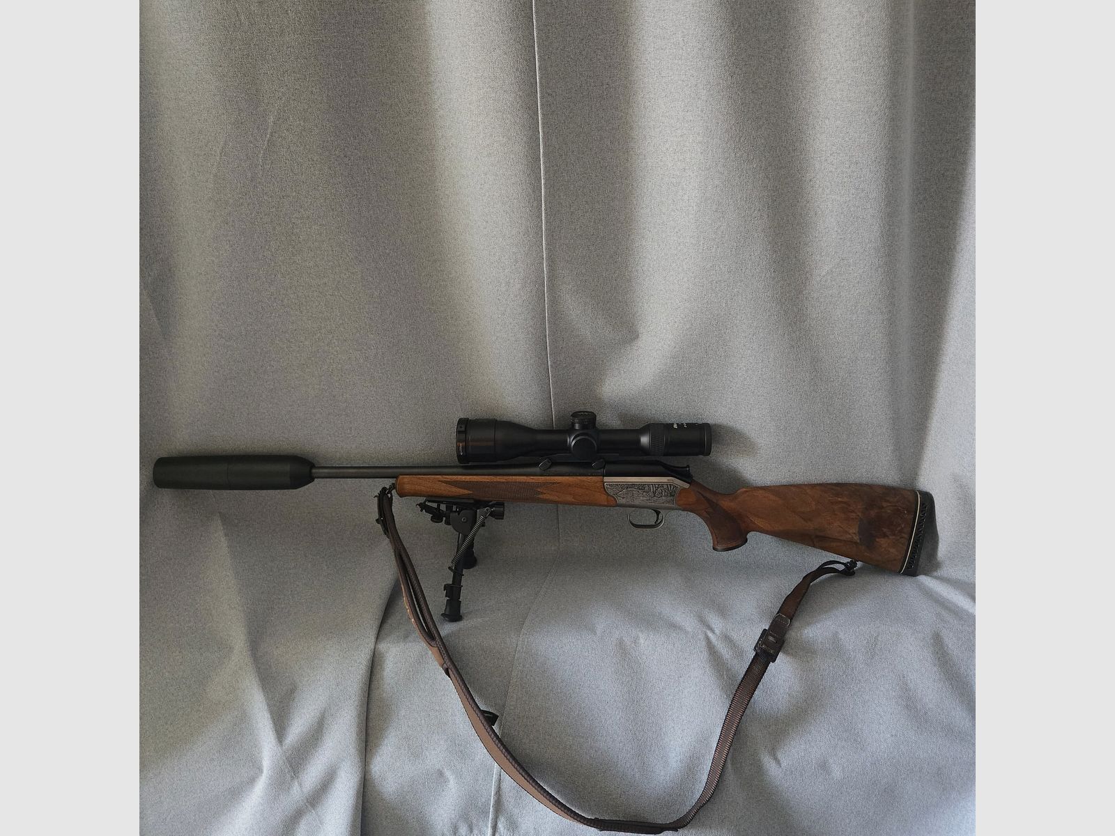 Blaser R93 als Gesamtpaket mit Schalldämpfer und Ziehlfernrohr von Zeiss