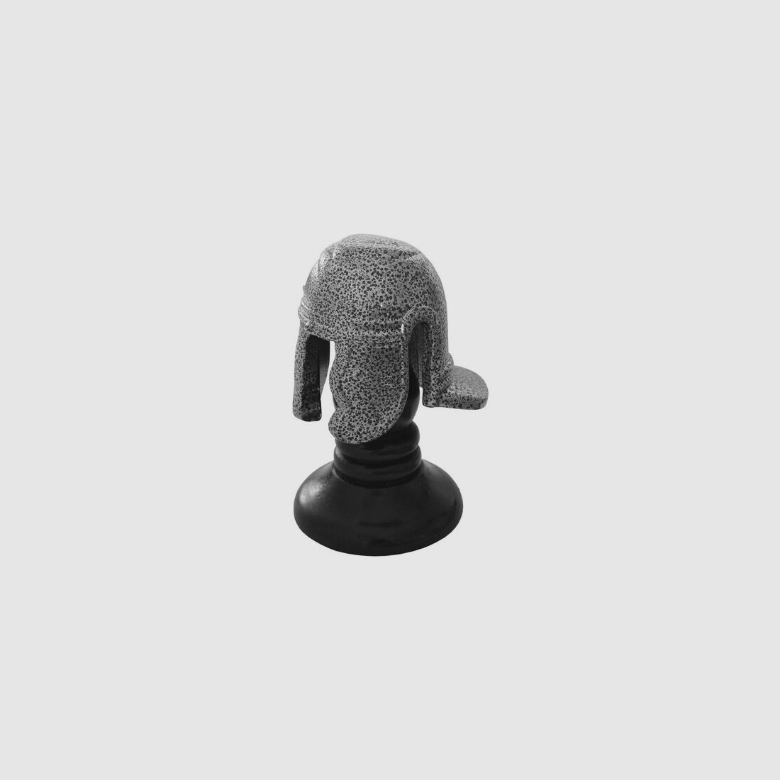 Miniatur Römerhelm Metall - auf Holzständer - 14cm