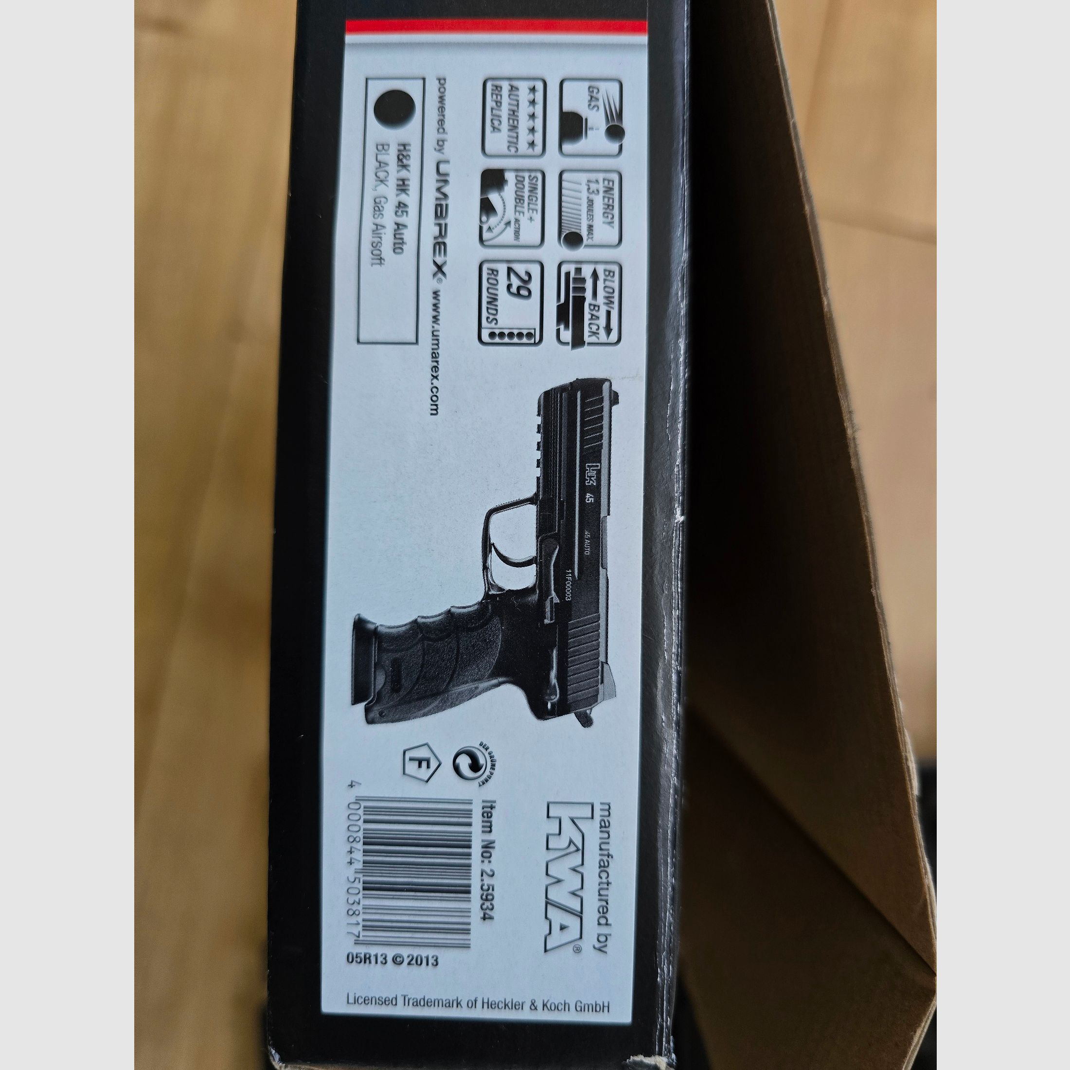 HK 45 Auto Airsoft version métallique avec beaucoup d'accessoires