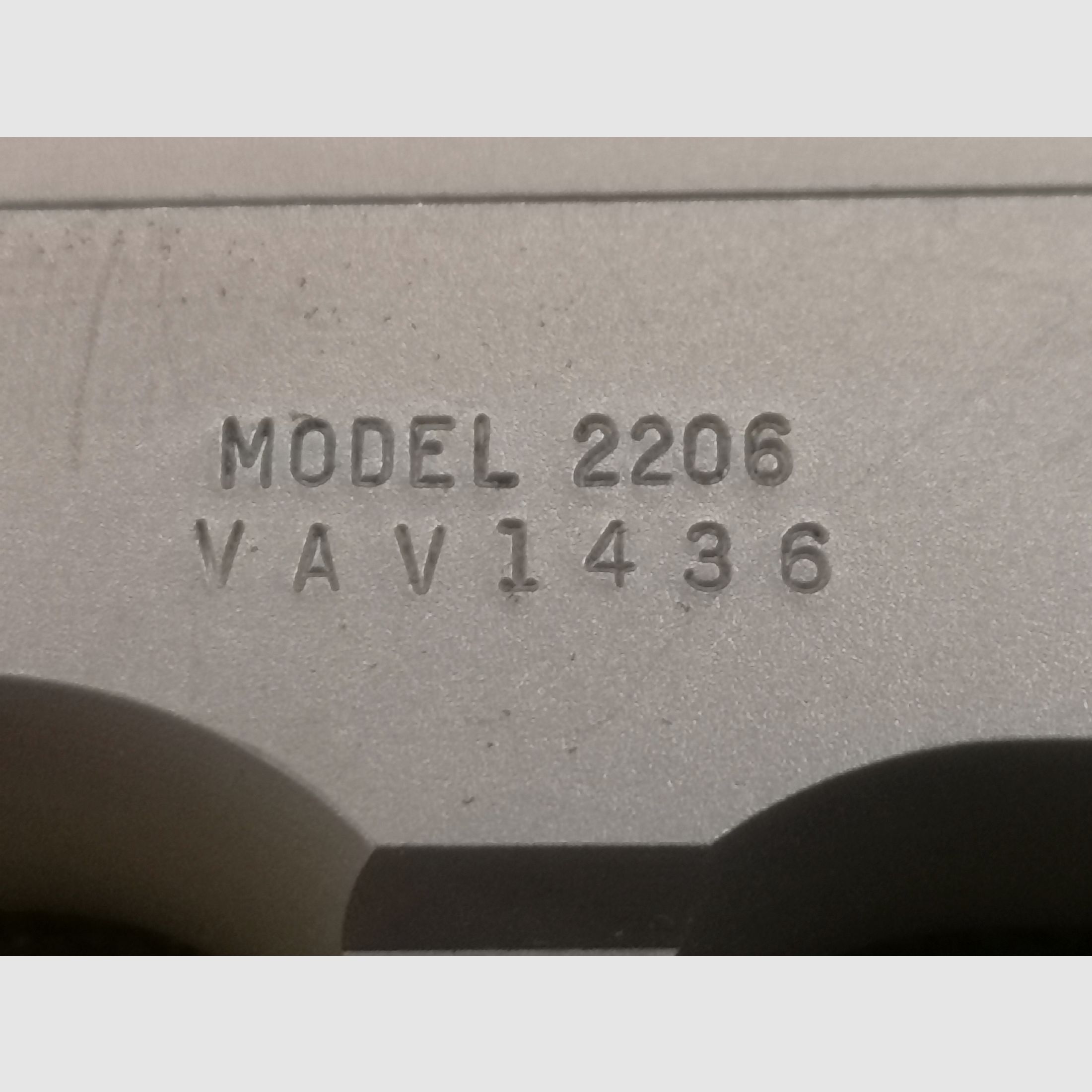 Smith & Wesson Model 2206 przed zakazem .22lr, zdjęcie 3 z 9
