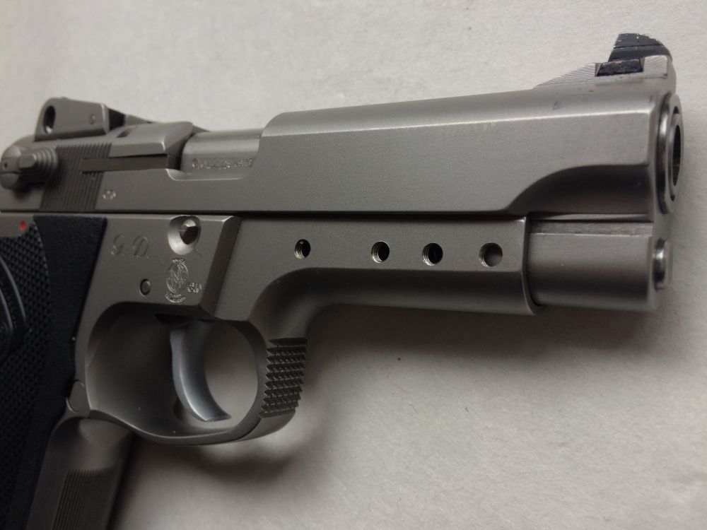 Smith and Wesson	 5906