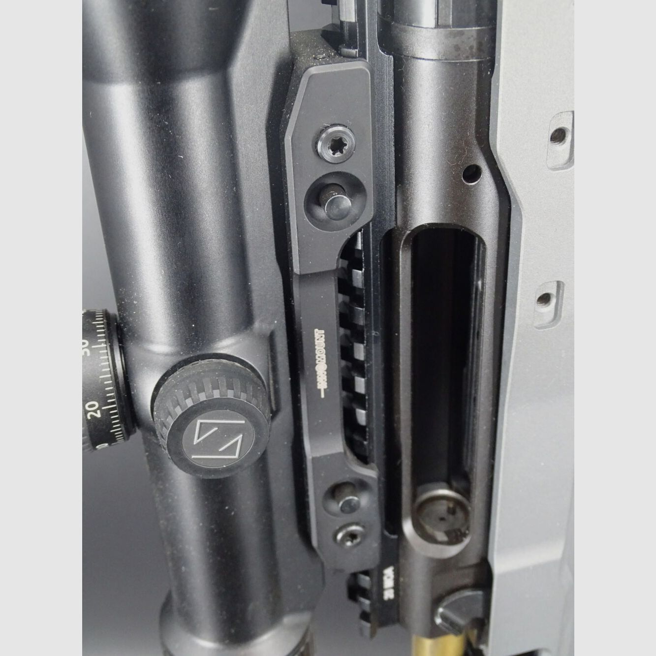 Savage 110 Elite Precision .338 Lapua Mag Zeiss Victory Diarange Bj 2022 110 Elite Precision / Fortmeier ZB / Innomount erst 25 Schuss Raus