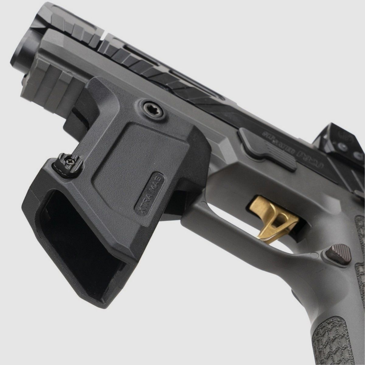 Strike Industries - Uchwyt na zapasowy magazynek do SIG SAUER P320 - SI-P320-MAGHOLDER, zdjęcie 7 z 12