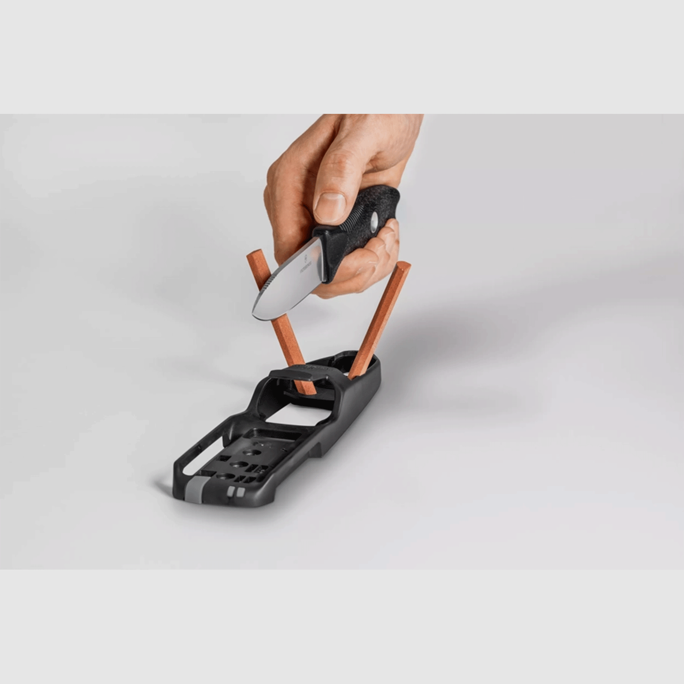 VICTORINOX – VENTURE PRO KIT CZARNY, zdjęcie 13 z 13
