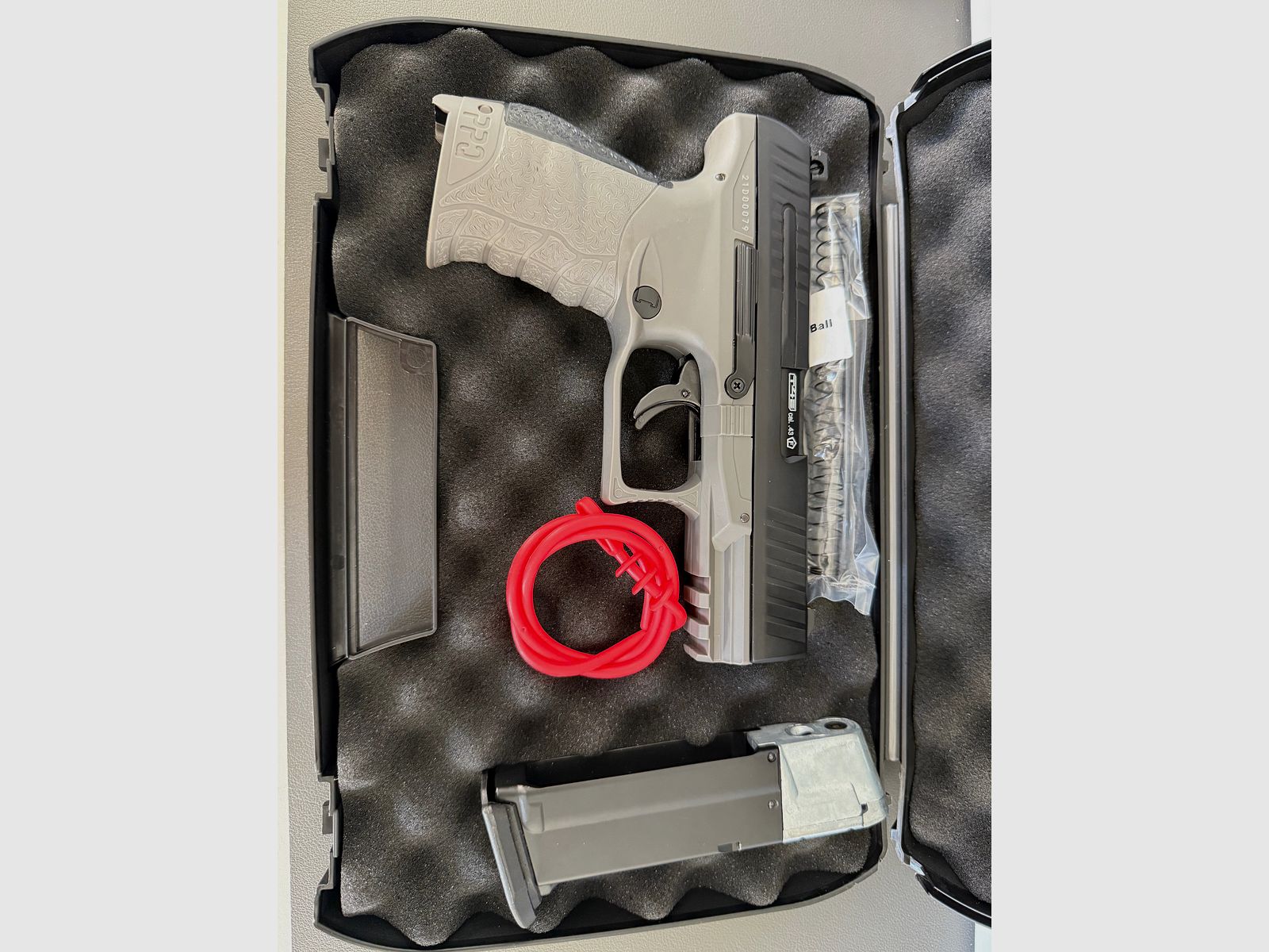 UMAREX Walther PPQ M2 T4E (Kal. .43) - inkl. Zubehör