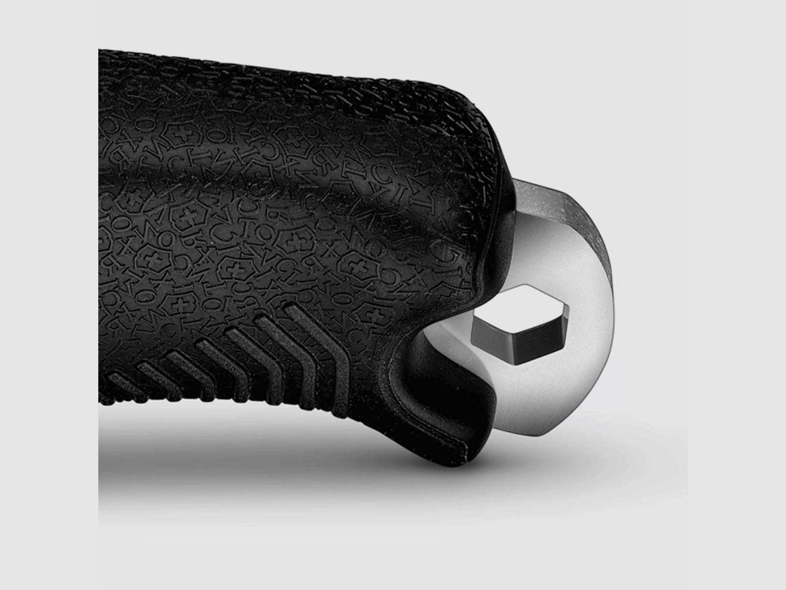 VICTORINOX – VENTURE RED, image 12 of 16