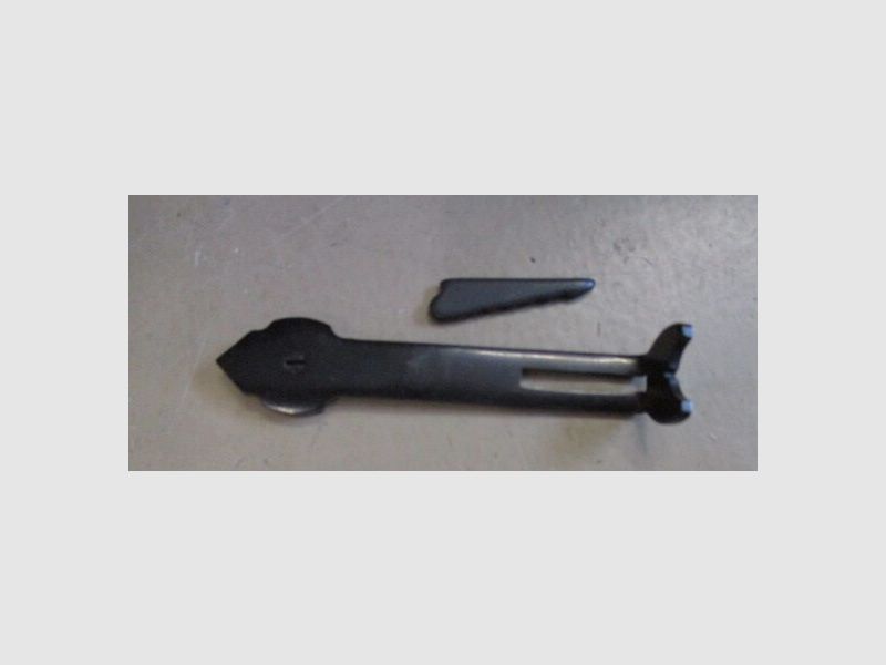 Single-shot rifle Pedersoli Rolling Block with long-range sight RB