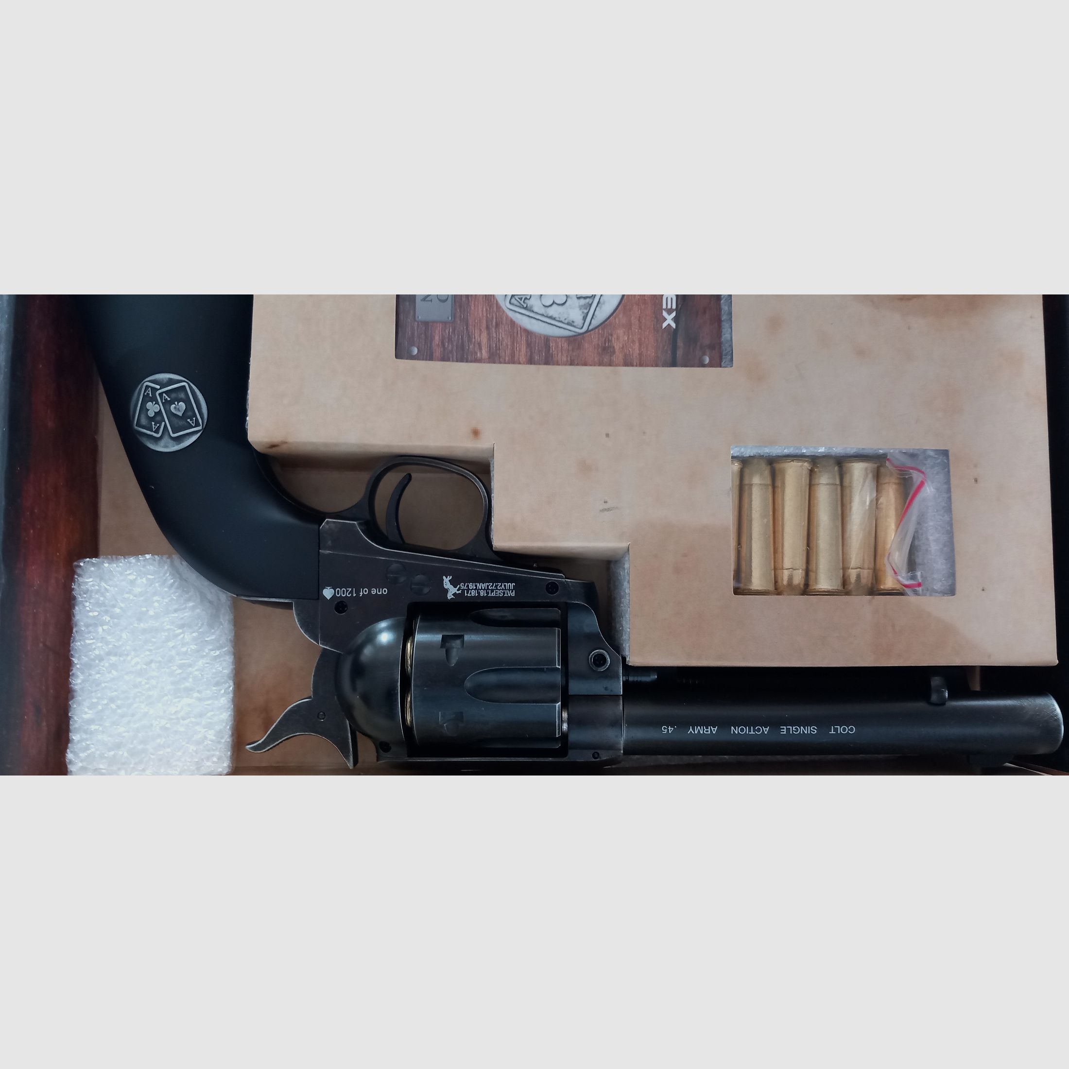 Colt Single Action  Army 4.5mm Co2 3,0 Joul Set