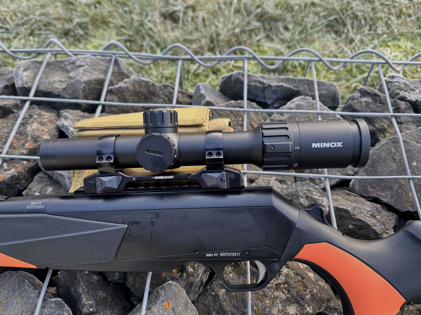 Browning BAR MK3 Tracker 9.3*62 mit Minox ZX5i 1-5x24 – gebraucht, neuwertig