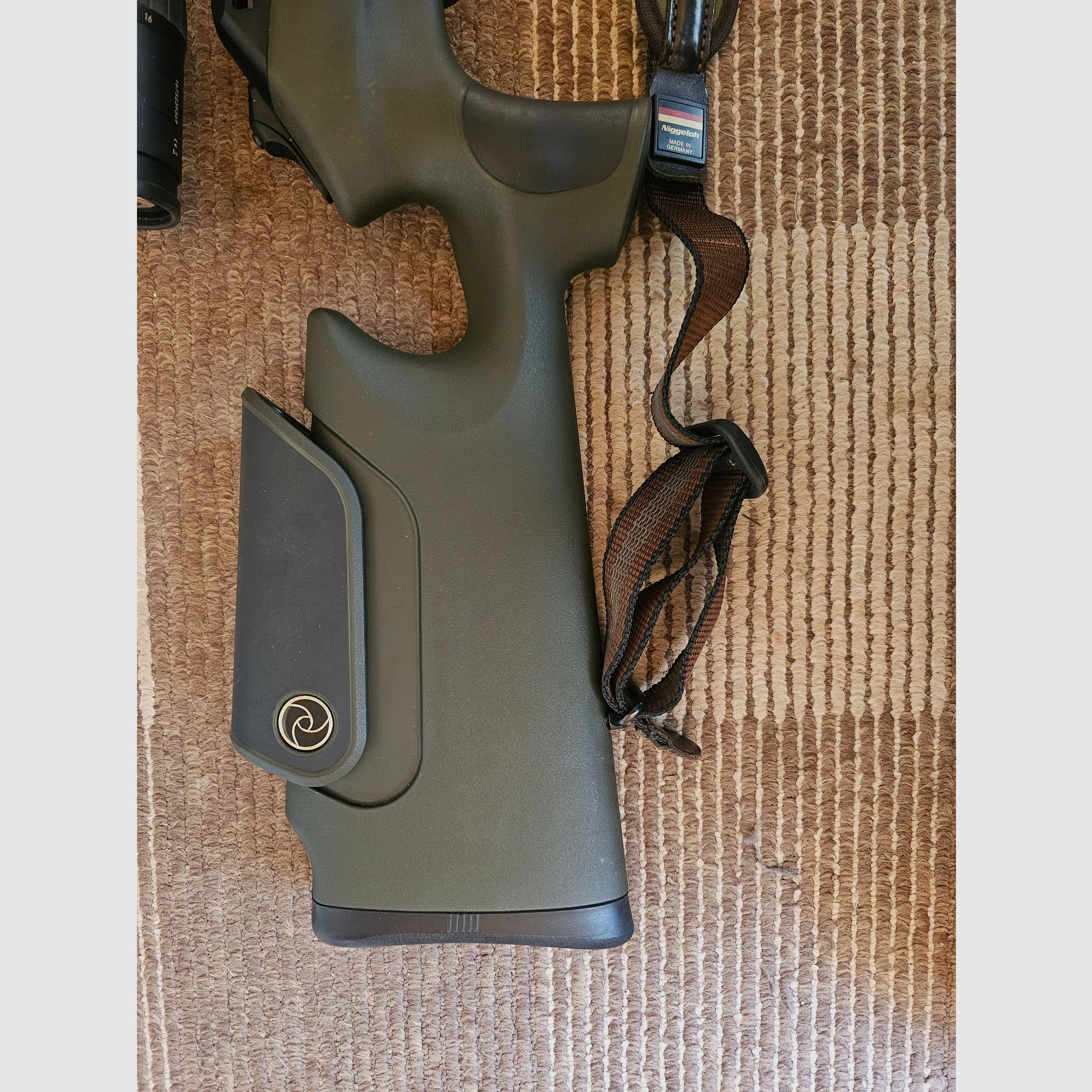 Merkel RX Helix Speedstar .3006 con cannocchiale e silenziatore, immagine 4 di 4
