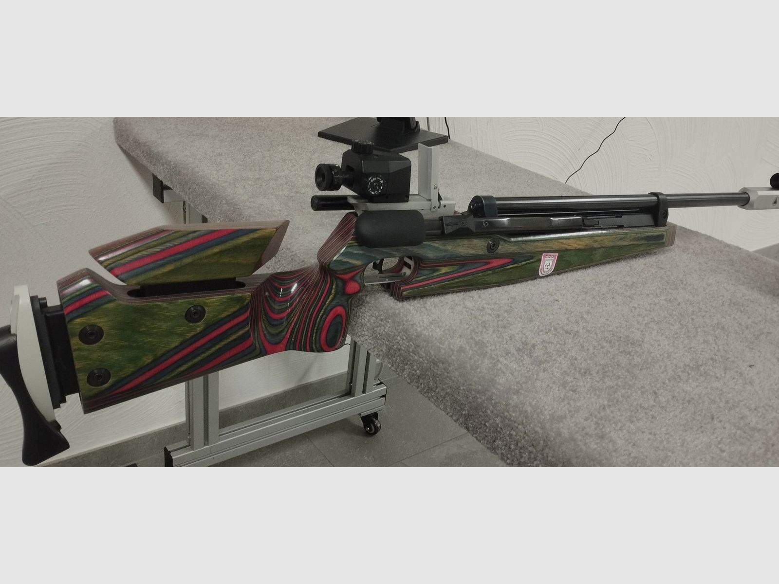 Match Luftgewehr Feinwerkbau 603 Buntschaft Sonderedition rechts 