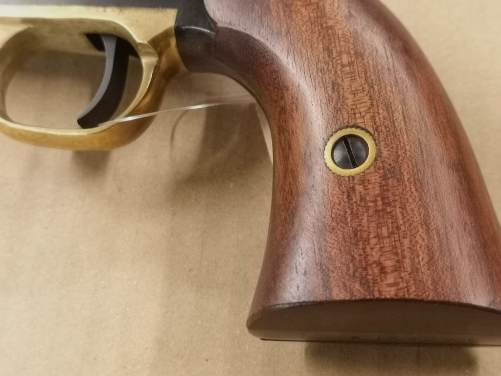 Rewolwer Remington .44 na czarny proch