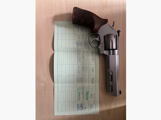Smith & Wesson 686 – .357 Magnum Revolver