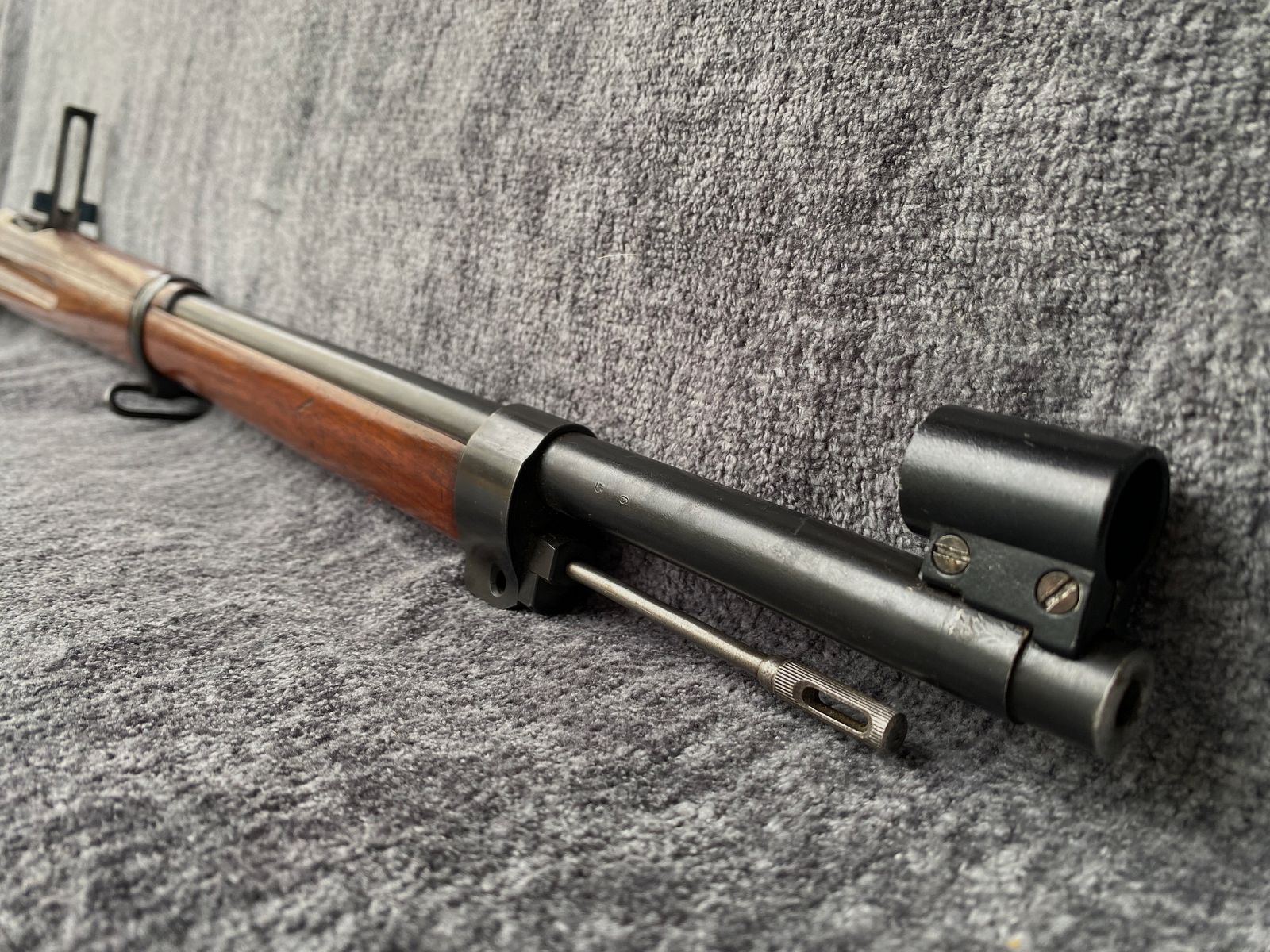 Carl Gustaf de 1910. Numéro identique.