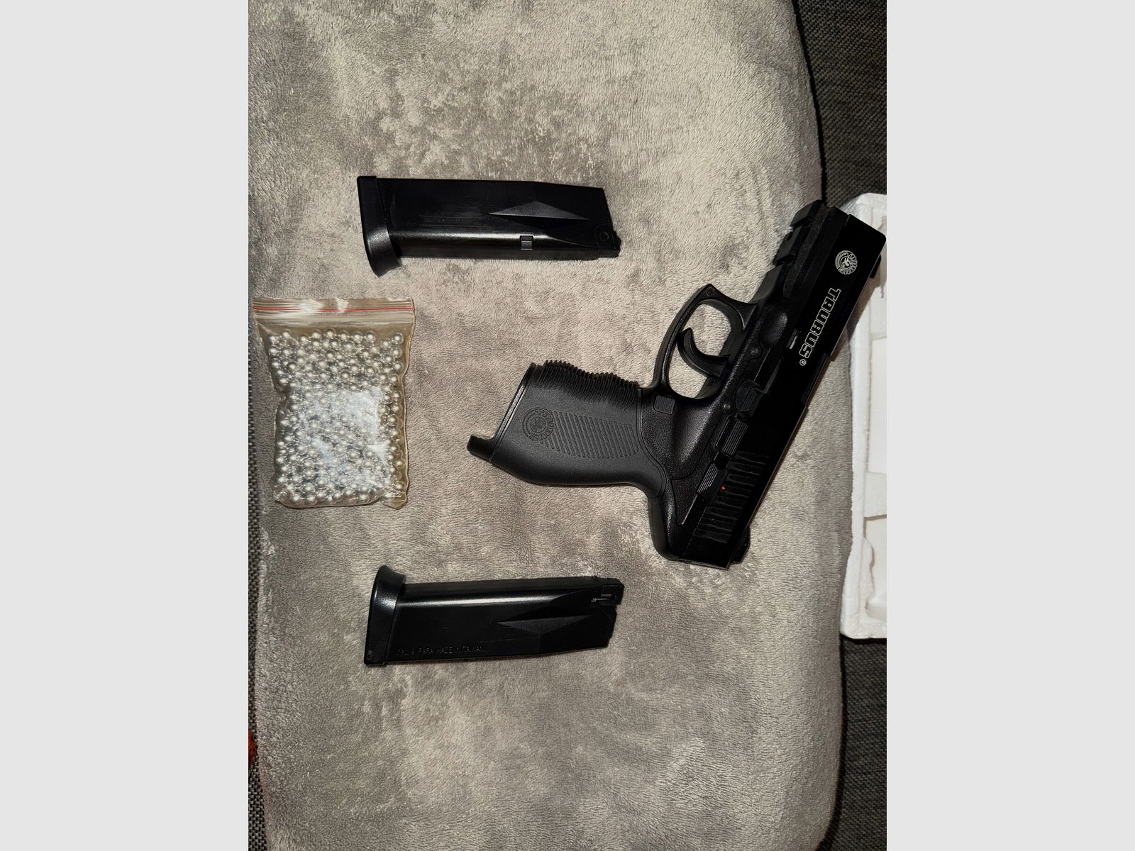 Taurus PT 24/7 | 0,5j | 580g | 6mm BB