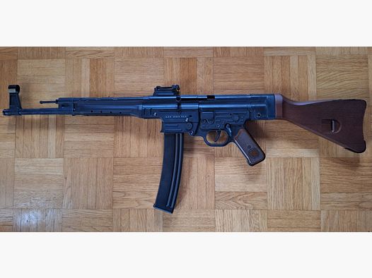 GSG STG44 CAL. 9mm P.A.K. (Blank firing rifle)