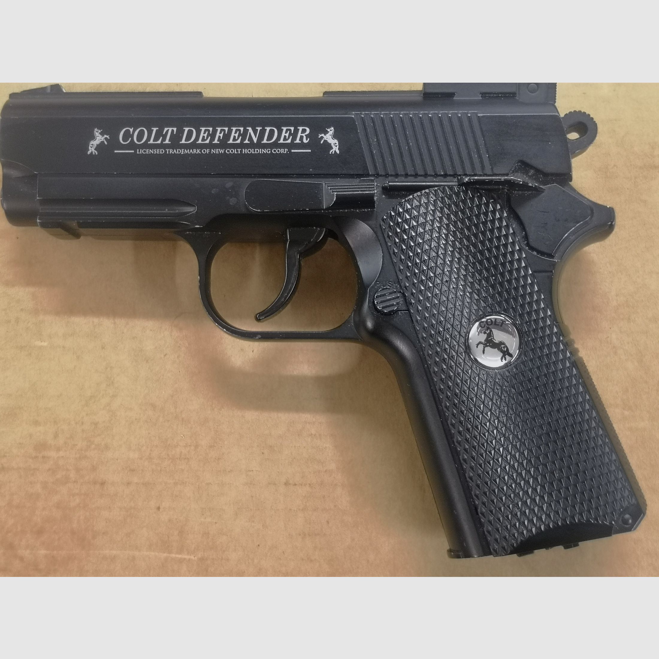 Colt Defender