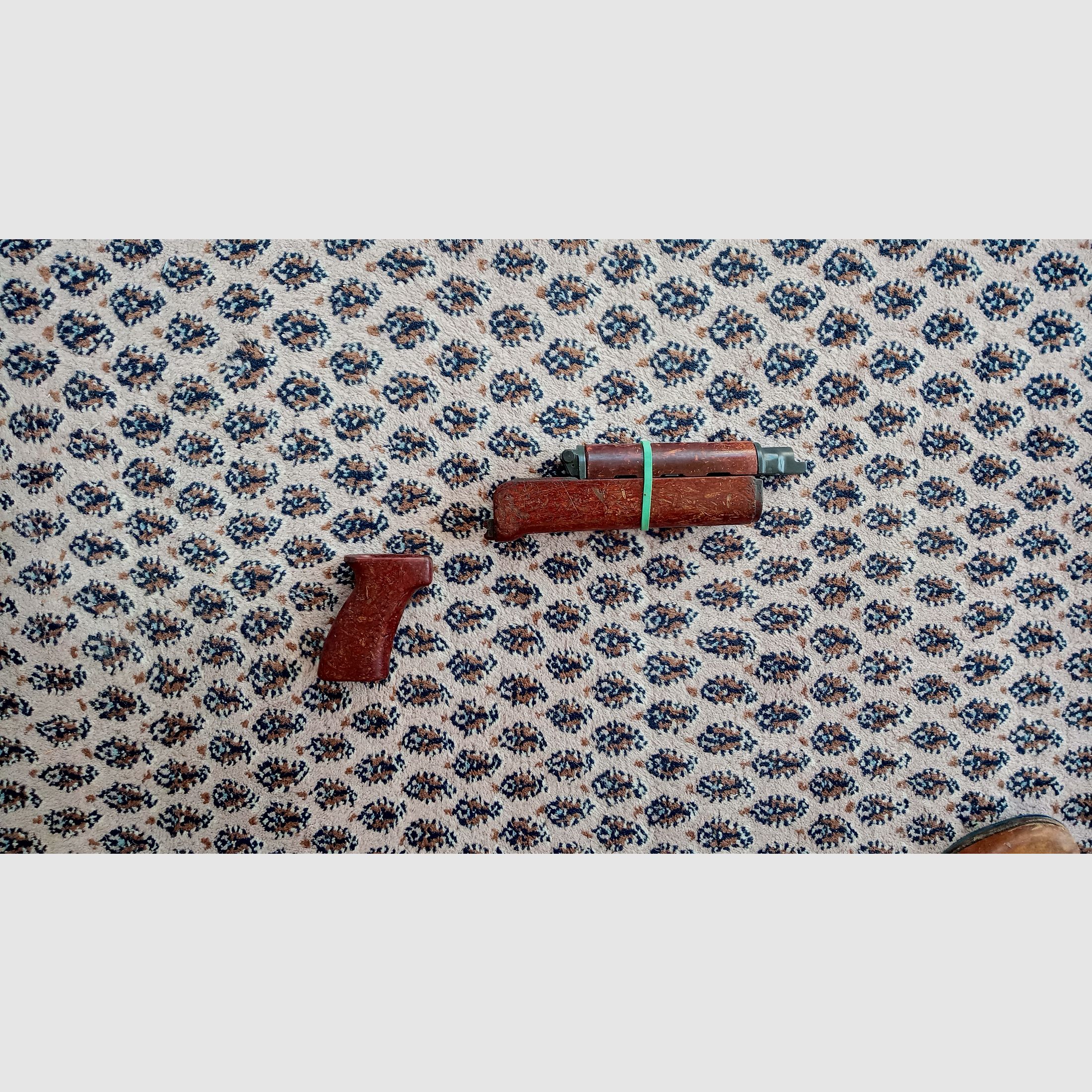 Original VZ.58 "Beaver Barf" Bakelit Handschutz und Griff / auch geeignet für CSA Sporter / Set #3