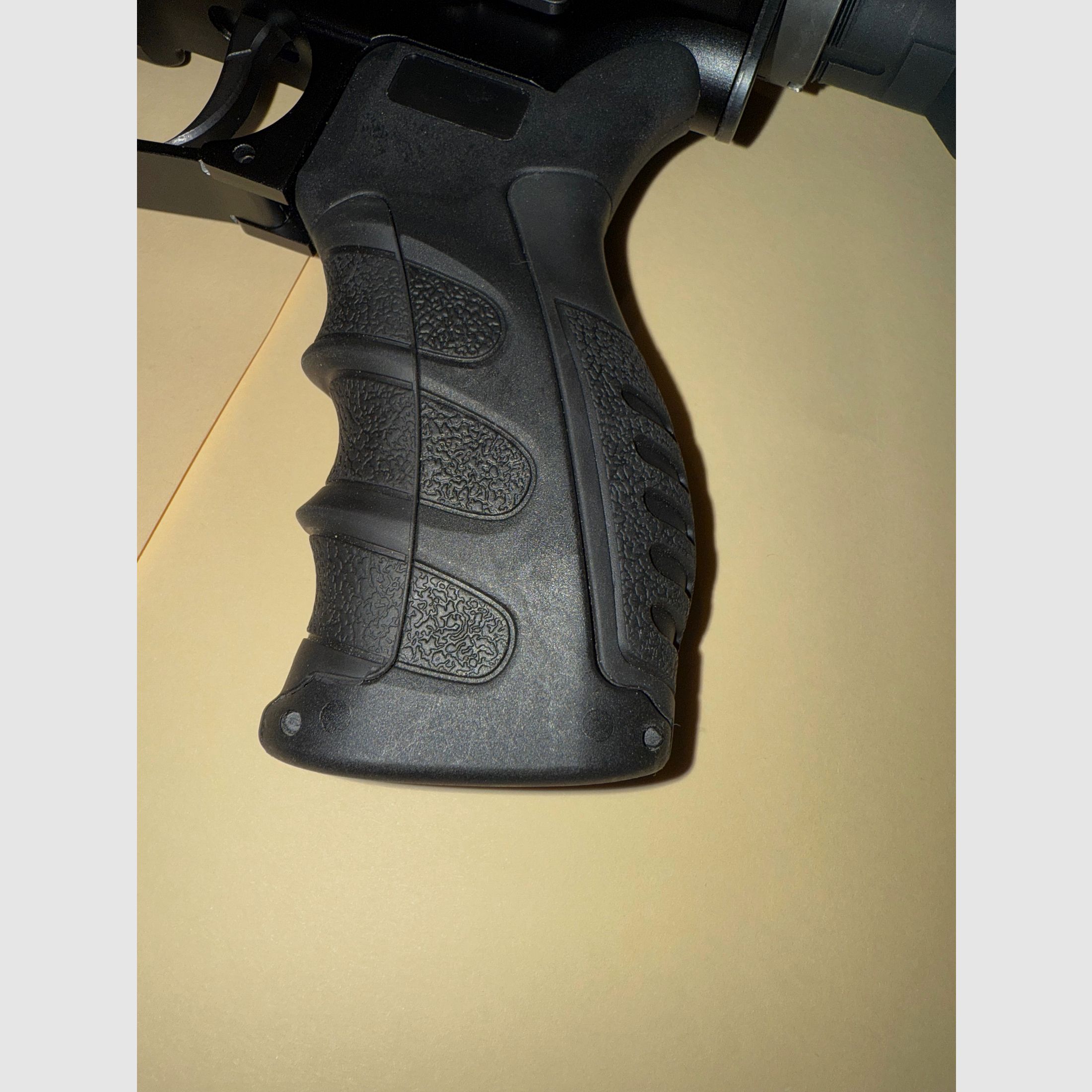 BAVARIAN TACTICAL  BTS-15 AR15 Halbautomat 9mm TOP