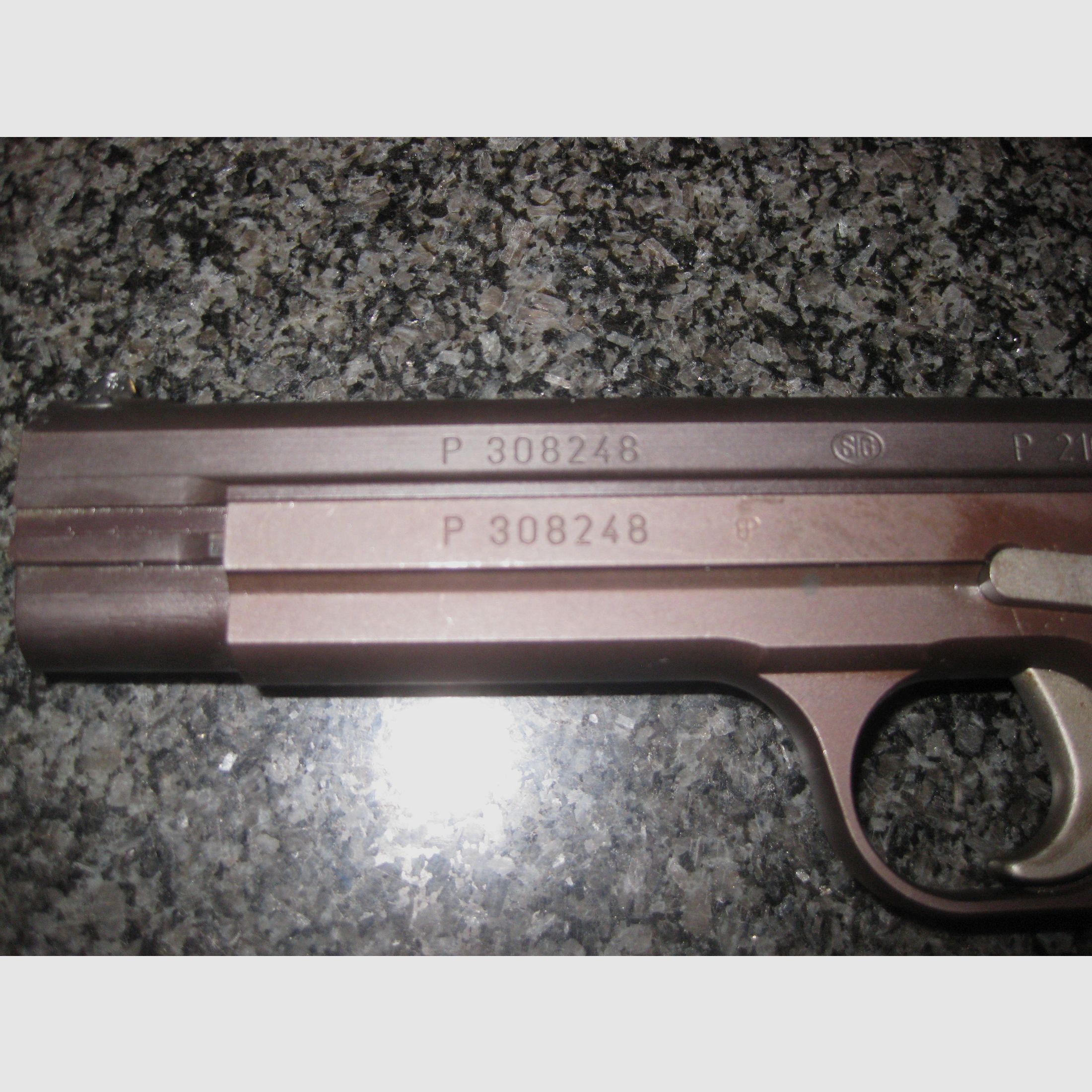 SIG Neuhausen P 210-6  Kal. 9mm Luger