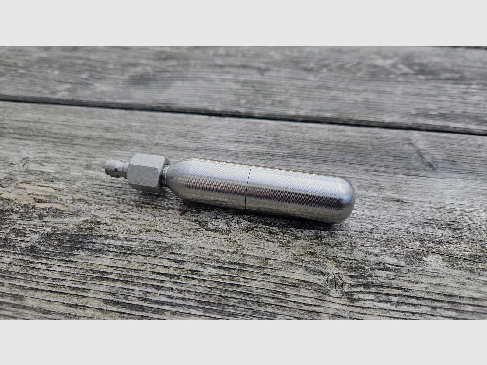 Refillable CO2 cartridge made of stainless steel - 8g, 12g or 16g - incl. filling adapter